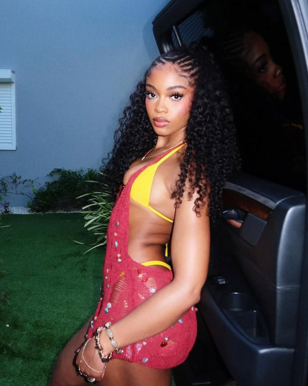 Burmese Curly Closure